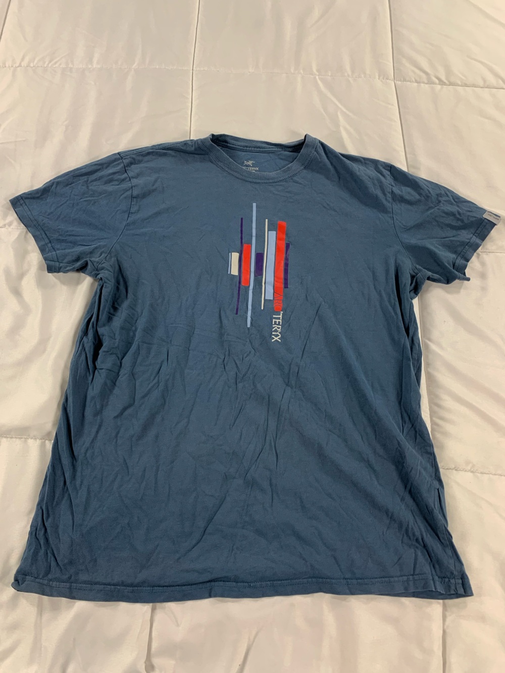 Pre loved ARC’TERYX shirt mens size L